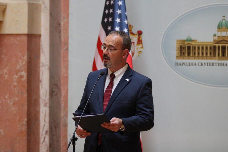 Ambasador SAD Godfri: Zukorlić će ostat upamćen po aktivnoj ulozi koju je igrao u vjerskom, političkom i društvenom životu_6189336b921fb.jpeg