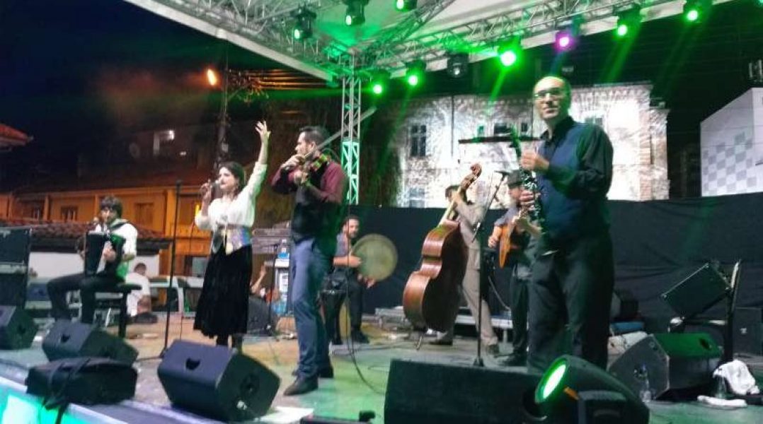 Magiju “Barcelona Gipsy Balkan Orchestra” osjetili i posijetioci festivala “Zeman”_6103689fe11fa.jpeg