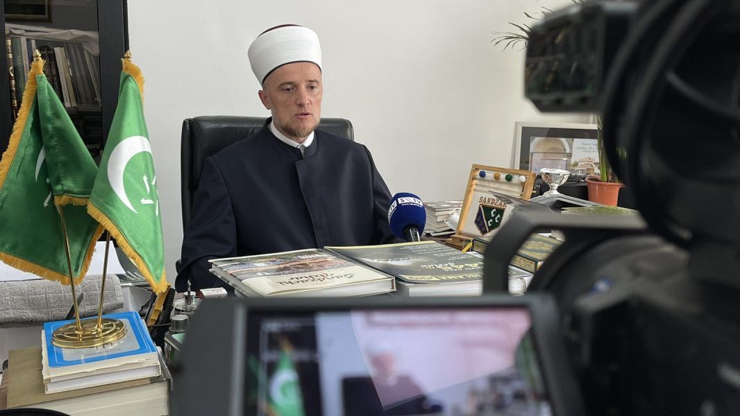 Mešihat Islamske zajednice u Srbiji: Umra svakog mjeseca_64fc7a37e26d7.jpeg