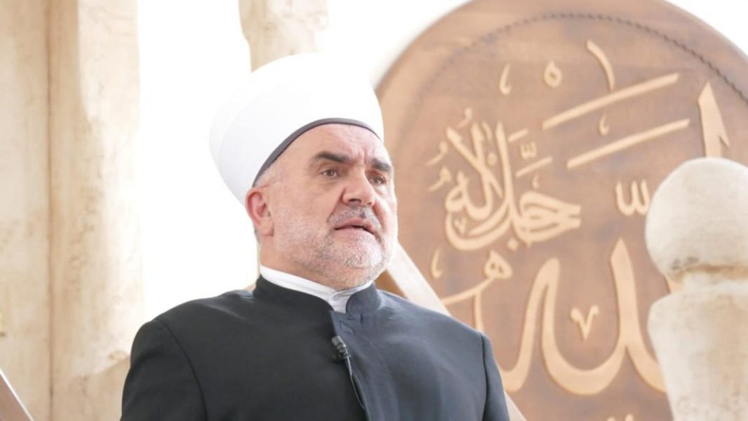 Muftija Dudić održao hutbu u Centralnoj džamiji u Tutinu_6103fdda249b3.jpeg