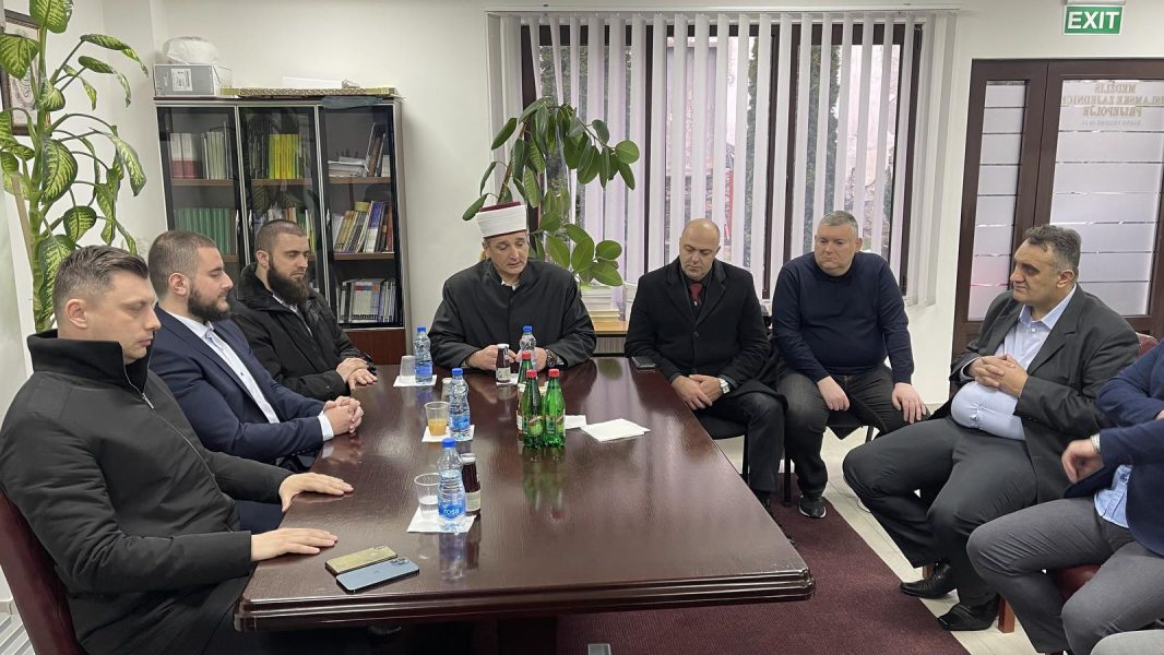 Zukorlić sa glavnim imamom Medžlisa Prijepolje o položaju i statusu muslimana_61bd379c1150a.jpeg